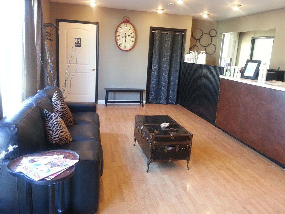 Crucial Salon Photos Hair & Beauty Hair Salon Downtown Chico, CA