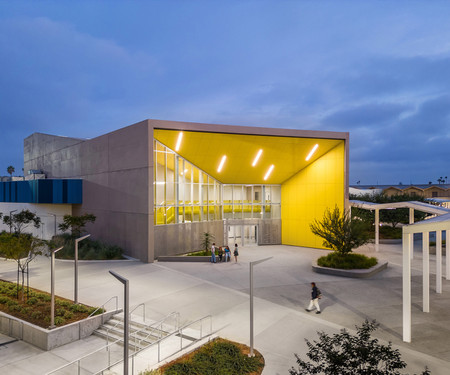Crenshaw High School Performing Arts Center